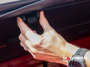 Ford Super Duty Bed Cover - Tri-Fold - Flip Up - Hard Cover 6'10" Bed - 2008-2016 Ford Super Duty Bed Cover - Tri-Fold - Flip Up - Hard Cover 6'10" Bed - 2008-2016